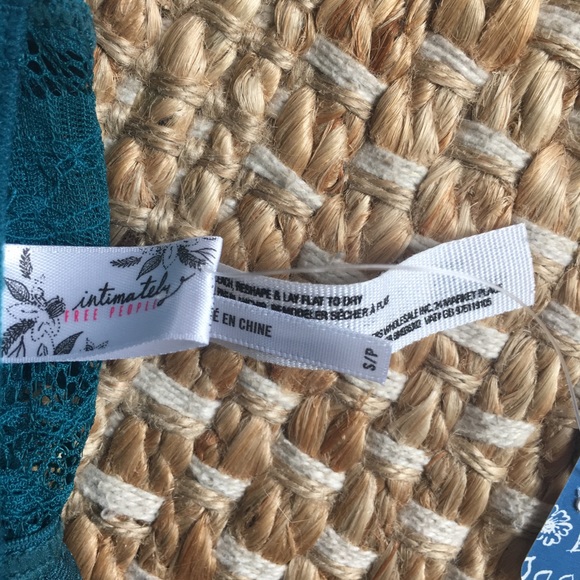 Intimately free people stretch lace bandeau bra - Picture 4 of 6